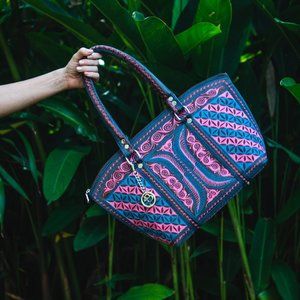 Art made with love by our Sumatran Artisans - Katara Tote Bag